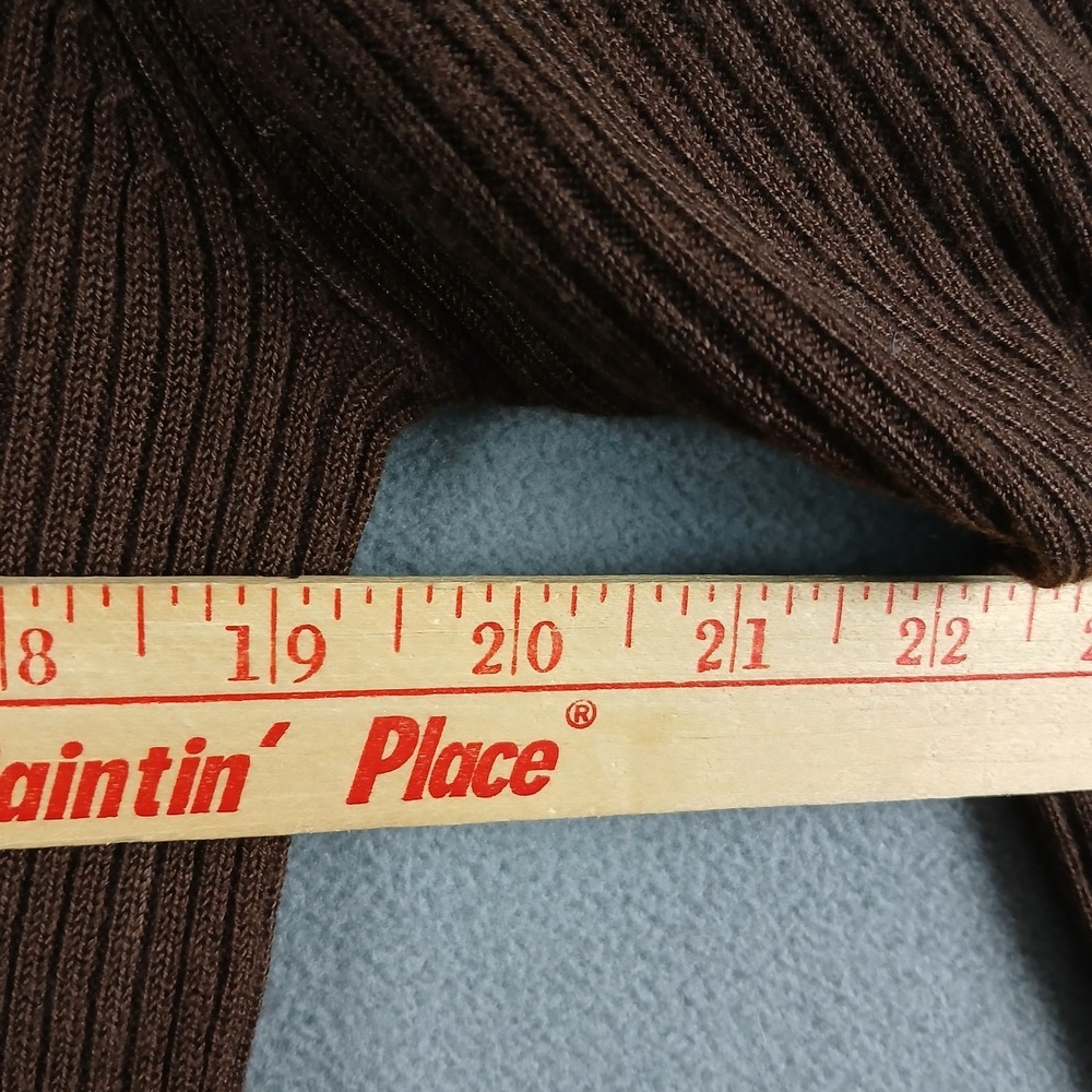 Sag Harbor Cardigan Sweater Womens Medium Petite Brown Acrylic Tight Knit V Neck - Picture 6 of 7